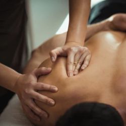Niche Massage Therapy & Recovery - Deep tissue massage