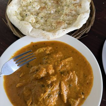 Ittadi Garden & Grill - Great garlic naan and delicious sauce! - Indian Near Me - Jackson Heights, New York