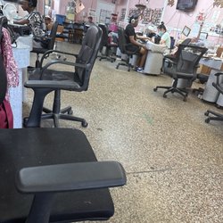 New Nail Design Spa - Shop interior