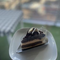 Paris Baguette - Tiramisu Cake Slice