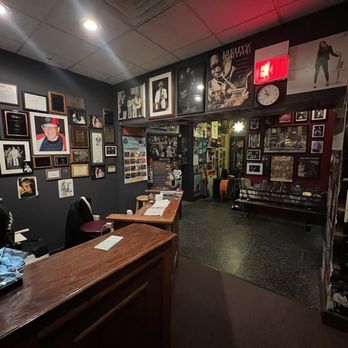 Jazz Showcase - Jazz & Blues Near Me - Chicago, Illinois