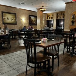 Venezia Pizza Cafe - Isn't it quaint?