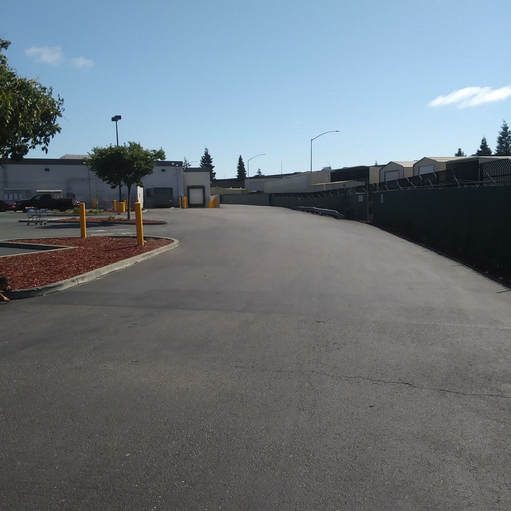 Walmart - This just isnt right! - Department Stores Near Me - San Leandro, California Walmart - This just isnt right! - Department Stores Near Me - San Leandro, California