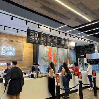 Poke Bowl - customers ordering food at the counter - Hawaiian Near Me - New York, New York Poke Bowl - customers ordering food at the counter - Hawaiian Near Me - New York, New York