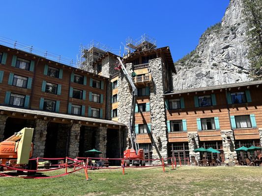 The Ahwahnee by null