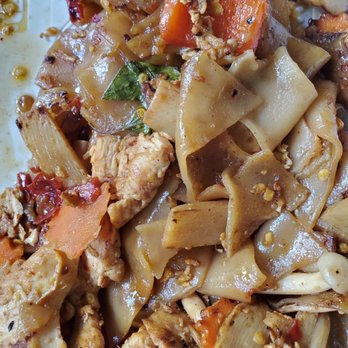 Sabai Sabai Thai Kitchen - 52. Volcano Noodles - Thai Near Me - Oceanside, California