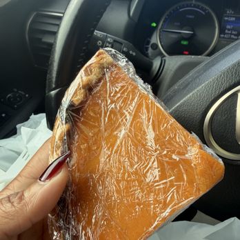 Laury's Bakery & Cake - Bakeries Near Me - Oak Park, Illinois Laury's Bakery & Cake - Bakeries Near Me - Oak Park, Illinois