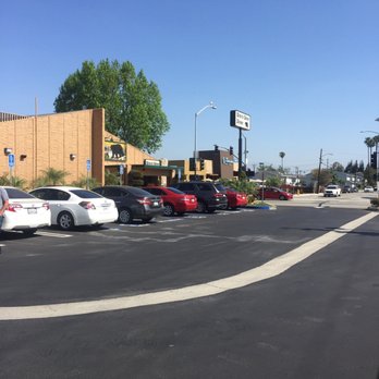 Black Bear Diner Downey - Parking is packed here - Diners Near Me - Downey, California
