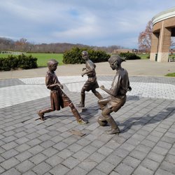 The Chase Sculpture - The Chase sculpture