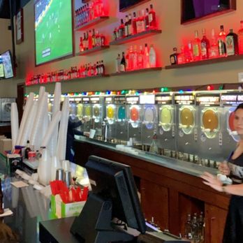 Daiquiris Supreme - The drinks - Bars Near Me - Lafayette, Louisiana