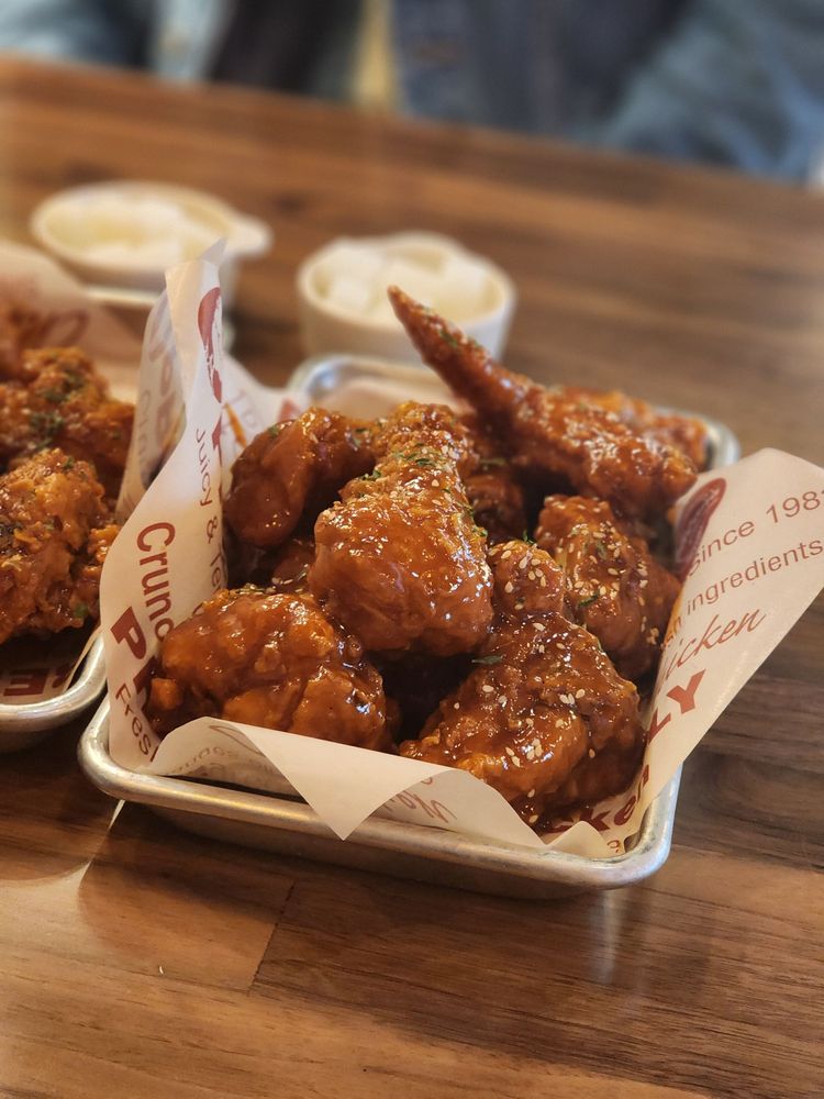 Photos of PELICANA CHICKEN Updated August 2024 269 Photos & 80