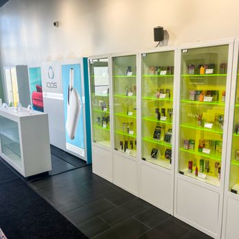 180 Smoke Vape Store - Vape Shops Near Me - Maple, Ontario 180 Smoke Vape Store - Vape Shops Near Me - Maple, Ontario
