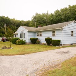Pier Realty - side by side condo on a beautiful 3 acre land 3 bedroom fully furnish, washer and dryer, on the bus line