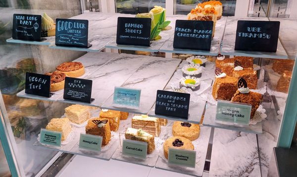 Pinoyshki Bakery, Cafe & Bar by null