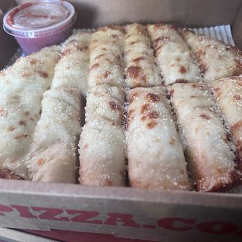 Jet's Pizza - Very good! Cheese bread - Pizza Near Me - Morristown, Tennessee
