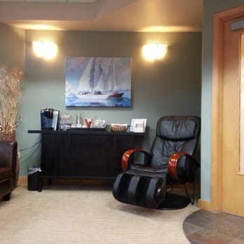 Harbor Square Dental - Lobby - General Dentistry Near Me - Edmonds, Washington Harbor Square Dental - Lobby - General Dentistry Near Me - Edmonds, Washington