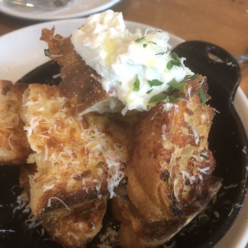 North Italia - White Truffle Garlic Bread - Italian Near Me - Tucson, Arizona