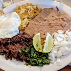 Agave Jalisco Resturant - Barbacoa plate