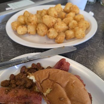 Town Topic - Tots - Burgers Near Me - Kansas City, Missouri Town Topic - Tots - Burgers Near Me - Kansas City, Missouri