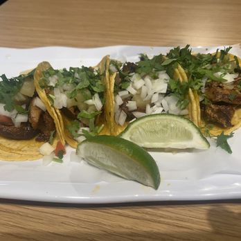 Tacos El Bigotes - Tacos de trompo $1 each on taco Tuesday!!! - Tacos Near Me - Houston, Texas Tacos El Bigotes - Tacos de trompo $1 each on taco Tuesday!!! - Tacos Near Me - Houston, Texas