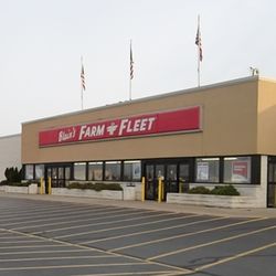 BLAIN'S FARM & FLEET - Dodgeville, WI - Blain's Farm & Fleet Dodgeville storefront