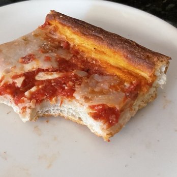 The Slice - This is what I received.. a flat pizza .. They should've never sent it like that. - Pizza Near Me - Simpsonville, South Carolina