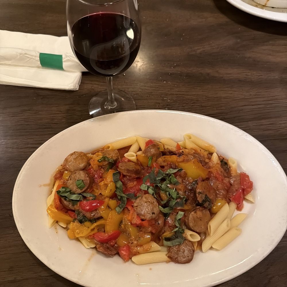 Ottavio's Italian Restaurant - Sausage and peppers pasta - Italian Near Me - Camarillo, California Ottavio's Italian Restaurant - Sausage and peppers pasta - Italian Near Me - Camarillo, California