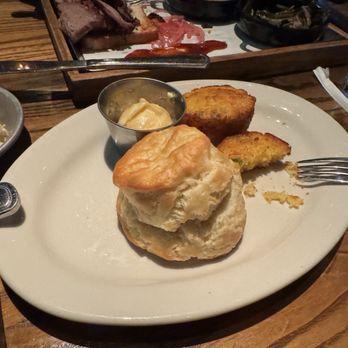 Virgil's Real BBQ - Las Vegas - Biscuits and corn bread - Bars Near Me - Las Vegas, Nevada Virgil's Real BBQ - Las Vegas - Biscuits and corn bread - Bars Near Me - Las Vegas, Nevada