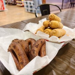Super Arepa - Mandocas and tequeños