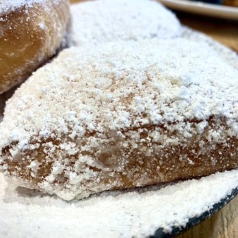 Roux Diner - Beignets - Breakfast & Brunch Near Me - Chicago, Illinois Roux Diner - Beignets - Breakfast & Brunch Near Me - Chicago, Illinois