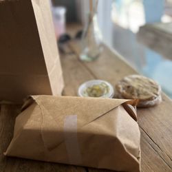 To go sandwich wrapped nicely
