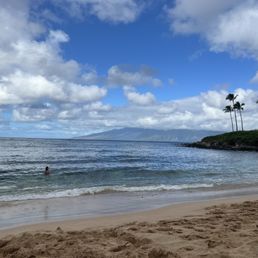 Kapalua beach. It's accessible through the resort with limited parking. Kapalua beach. It's accessible through the resort with limited parking.