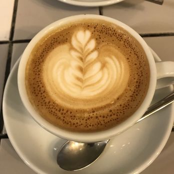 Café Bretelles - Cappuccino - Cafes Near Me - Strasbourg, 67