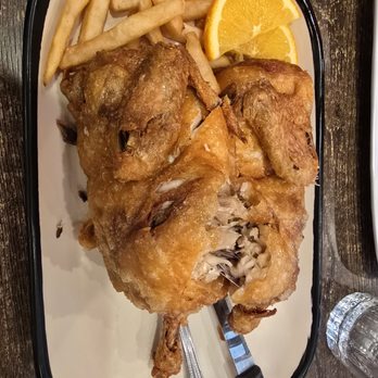 Max's Restaurant - Glendale - Fried chicken. - Filipino Near Me - Glendale, California