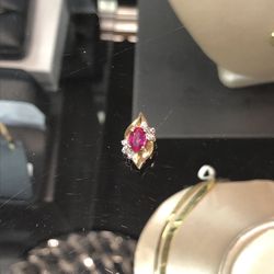 Monarch Jewelers - Nice ruby pendant