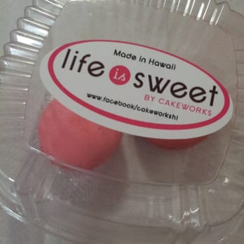Cake Works - Macaroons - Bakeries Near Me - Honolulu, Hawaii