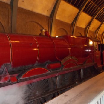 Hogwarts Express - Amusement Parks Near Me - Orlando, Florida