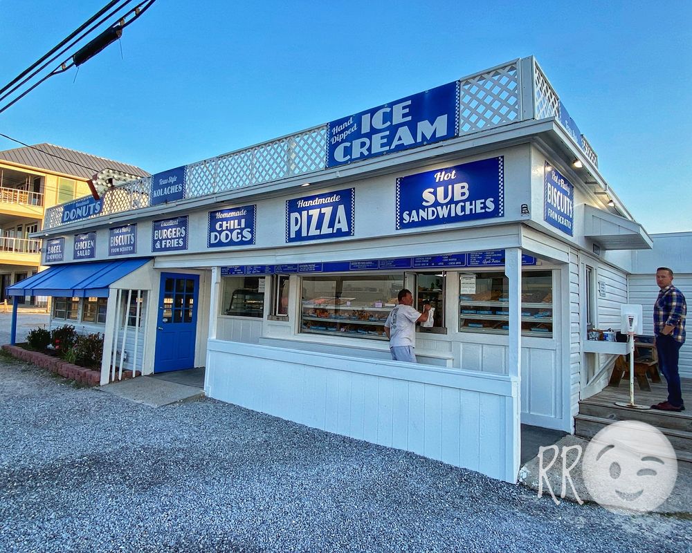 Thomas Donut & Snack Shop