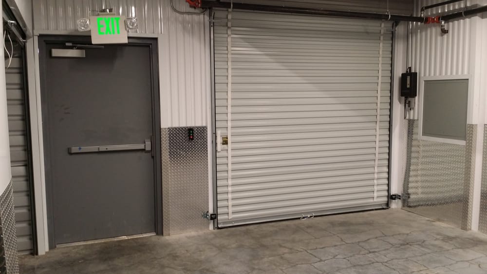 STORAGE ELEVATED Updated May 2024 11 Photos 4006 N Forestdale Dr