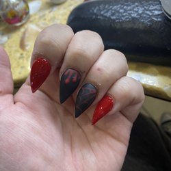 Bellagio Nails Spa - What they gave me
