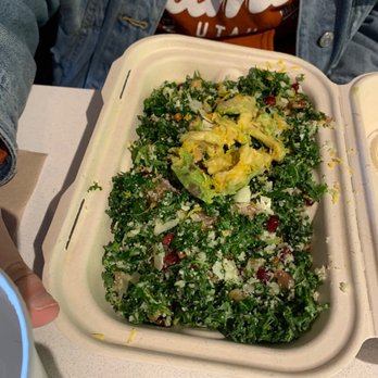 Cubby's - Pomegranate Citrus Kale - New American Near Me - Provo, Utah