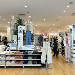 Uniqlo