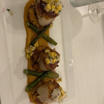 Noah Grant's - Scallops over risotto cakes - Sushi Bars Near Me - Zionsville, Indiana