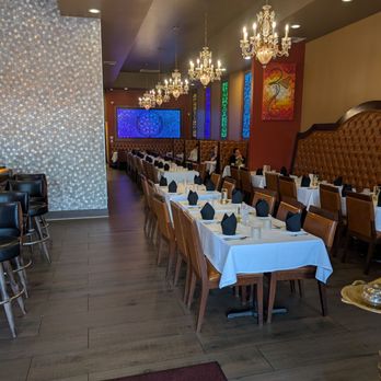 Mantra India - Interior - Indian Near Me - Mountain View, California