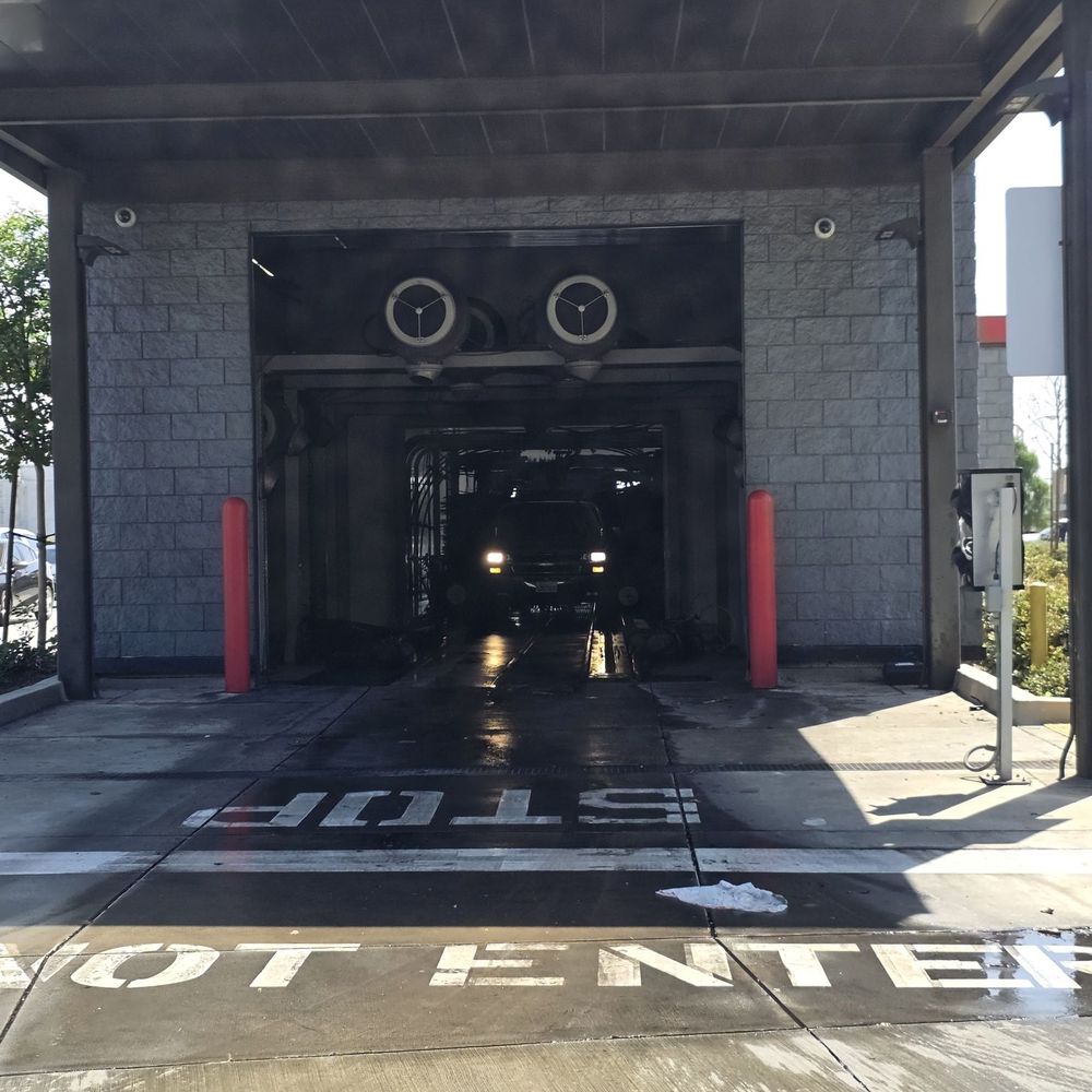 Costco Car Wash - Exiting the wash - Car Wash Near Me Costco Car Wash - Exiting the wash - Car Wash Near Me