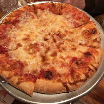 DiNapoli's Fire House - Cheese pizza - Pizza Near Me - Barstow, California