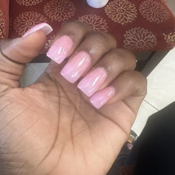 Famous Nails - Famous nails, tacky, trash a waste of money - Nail Salons Near Me - Lehigh Acres, Florida