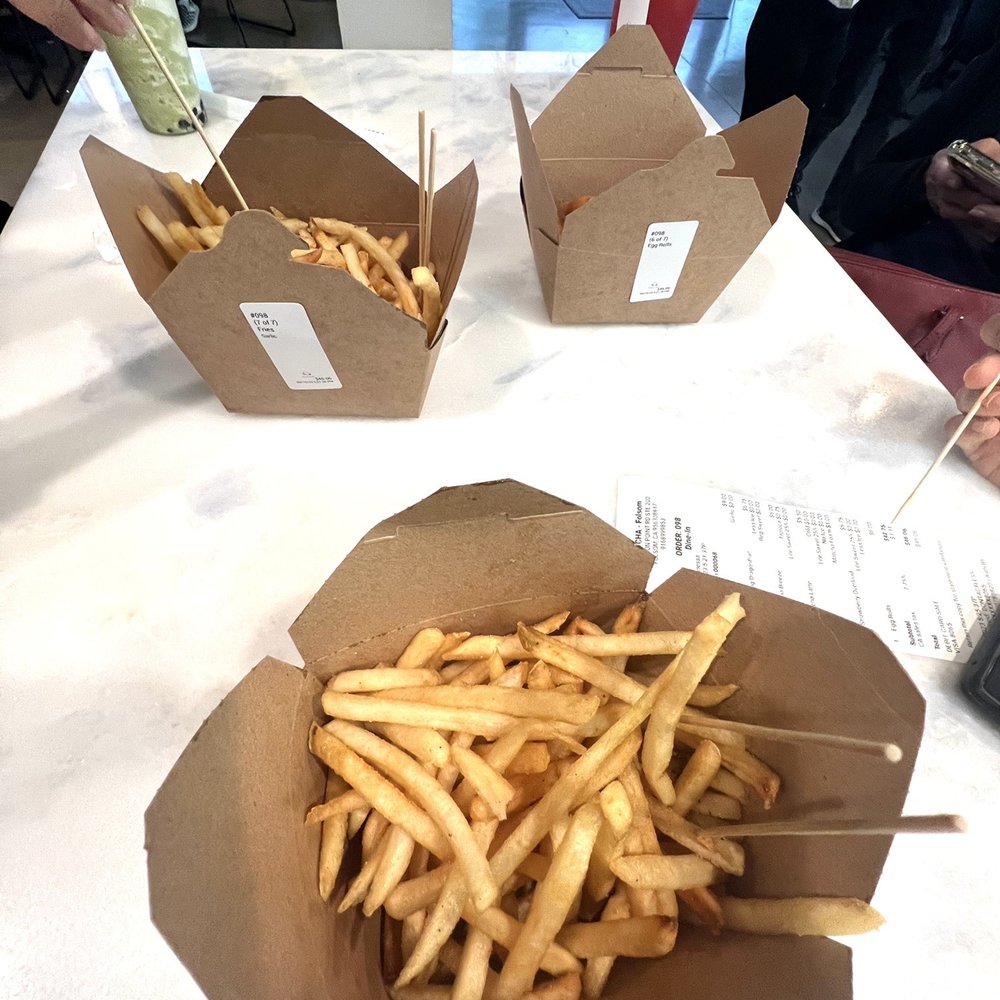 Feng Cha Folsom - Indulge on 'em garlic fries yo! :} - Bubble Tea Near Me - Folsom, California