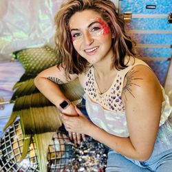 The Treasure Cove Mermaid - Samantha Jaekel - Founder/"Mermaid Treasure"