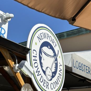 Newport Chowder Company - Outdoor sign - Food Trucks Near Me Newport Chowder Company - Outdoor sign - Food Trucks Near Me